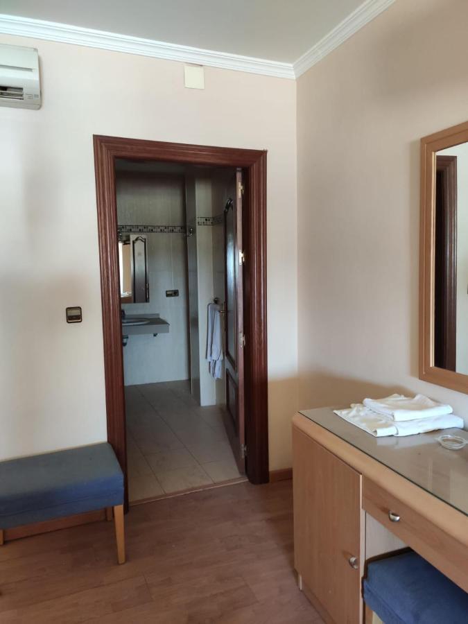 Hotel Lindaraja Atarfe Luaran gambar